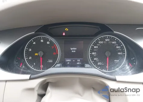 2010 Audi A4 2.0T Premium z USA, uszkodzony, nr VIN WAUFFAFL2AN016220